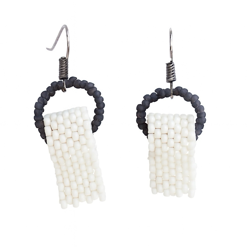 Handmade Kitsch Beaded Toilet Paper Rolls Pierced Earrings - Picture 5 of 6